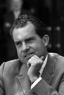 Clique na imagem para uma verso maior

Nome:	         richard nixon.jpg
Visualizaes:	130
Tamanho: 	13,0 KB
ID:      	34777