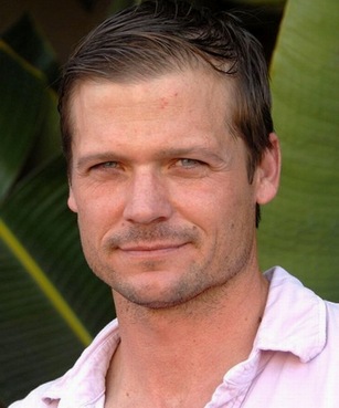 Clique na imagem para uma verso maior

Nome:	         Bailey Chase.jpg
Visualizaes:	122
Tamanho: 	33,0 KB
ID:      	5520