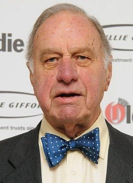 Clique na imagem para uma verso maior

Nome:	         Geoffrey Palmer.jpg
Visualizaes:	5
Tamanho: 	65,1 KB
ID:      	26279