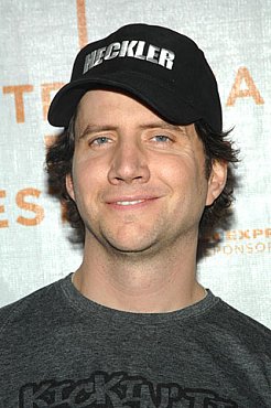 Clique na imagem para uma verso maior

Nome:	         Jamie Kennedy.jpg
Visualizaes:	25
Tamanho: 	41,8 KB
ID:      	12065