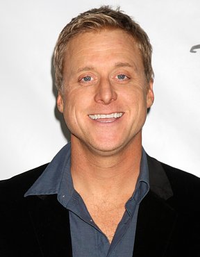 Clique na imagem para uma verso maior

Nome:	         Alan Tudyk.jpg
Visualizaes:	46
Tamanho: 	76,8 KB
ID:      	11560