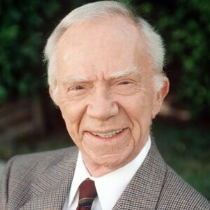 Clique na imagem para uma verso maior

Nome:	         ray walston.jpg
Visualizaes:	33
Tamanho: 	23,7 KB
ID:      	57936