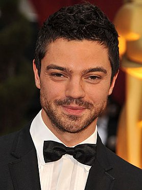 Clique na imagem para uma verso maior

Nome:	         dominic-cooper-2009-oscars-022209-lg-372969841.jpg
Visualizaes:	22
Tamanho: 	29,8 KB
ID:      	19649