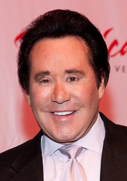 Clique na imagem para uma verso maior

Nome:	         wayne_newton.jpg
Visualizaes:	6
Tamanho: 	45,8 KB
ID:      	14179