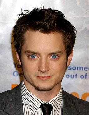 Clique na imagem para uma verso maior

Nome:	         elijahwood.jpg
Visualizaes:	656
Tamanho: 	46,8 KB
ID:      	1050