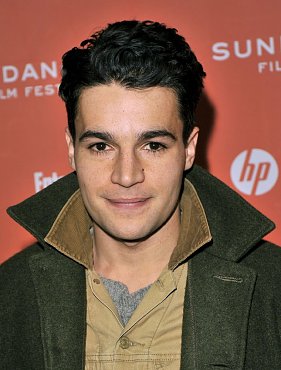 Clique na imagem para uma verso maior

Nome:	         Christopher Abbott.jpg
Visualizaes:	10
Tamanho: 	93,4 KB
ID:      	35878