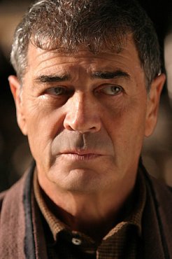 Clique na imagem para uma verso maior

Nome:	         robertforster.jpg
Visualizaes:	44
Tamanho: 	80,1 KB
ID:      	10288