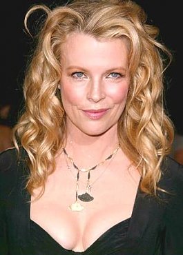 Clique na imagem para uma verso maior

Nome:	         kimbasinger.jpg
Visualizaes:	363
Tamanho: 	20,6 KB
ID:      	1038