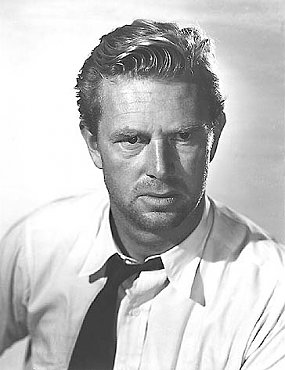 Clique na imagem para uma verso maior

Nome:	         sterling hayden.jpg
Visualizaes:	15
Tamanho: 	40,2 KB
ID:      	11486