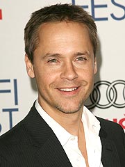 Clique na imagem para uma verso maior

Nome:	         Chad Lowe.jpg
Visualizaes:	82
Tamanho: 	11,6 KB
ID:      	20923