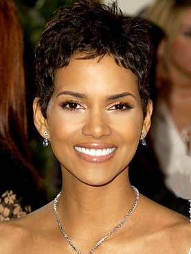 Clique na imagem para uma verso maior

Nome:	         halle-berry.jpg
Visualizaes:	898
Tamanho: 	32,0 KB
ID:      	1059