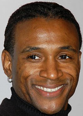 Clique na imagem para uma verso maior

Nome:	         tommy-davidson.jpg
Visualizaes:	7
Tamanho: 	80,7 KB
ID:      	22028