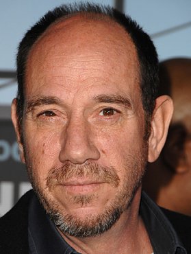 Clique na imagem para uma verso maior

Nome:	         Miguel Ferrer.jpg
Visualizaes:	29
Tamanho: 	86,1 KB
ID:      	9668