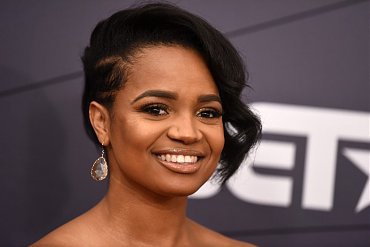 Clique na imagem para uma verso maior

Nome:	         Kyla-Pratt-1024x684.jpg
Visualizaes:	8
Tamanho: 	54,6 KB
ID:      	58871