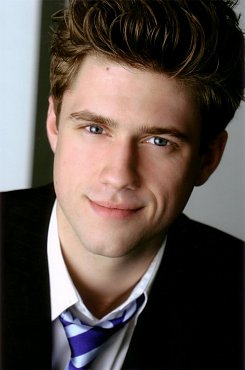 Clique na imagem para uma verso maior

Nome:	         29AaronTveit.jpg
Visualizaes:	10
Tamanho: 	73,9 KB
ID:      	26474