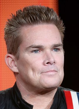 Clique na imagem para uma verso maior

Nome:	         Mark+McGrath.jpg
Visualizaes:	5
Tamanho: 	65,6 KB
ID:      	34117