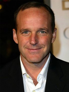 Clique na imagem para uma verso maior

Nome:	         clarkgregg.jpg
Visualizaes:	347
Tamanho: 	46,7 KB
ID:      	3235