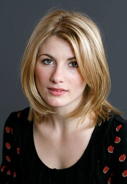 Clique na imagem para uma verso maior

Nome:	         Jodie-Whittaker.jpg
Visualizaes:	3
Tamanho: 	92,4 KB
ID:      	30335