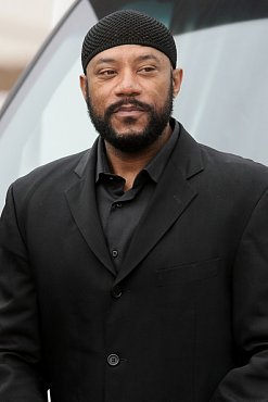 Clique na imagem para uma verso maior

Nome:	         ricky harris.jpg
Visualizaes:	10
Tamanho: 	39,4 KB
ID:      	17402