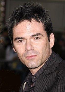 Clique na imagem para uma verso maior

Nome:	         Billy Burke.jpg
Visualizaes:	30
Tamanho: 	41,7 KB
ID:      	3322