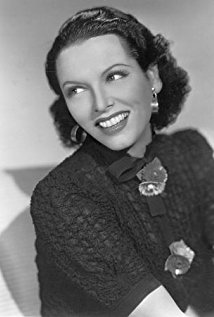 Clique na imagem para uma verso maior

Nome:	         gale sondergaard.jpg
Visualizaes:	17
Tamanho: 	13,3 KB
ID:      	37497