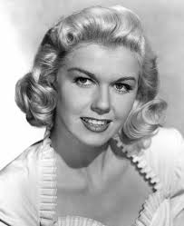 Clique na imagem para uma verso maior

Nome:	         doris day.jpeg
Visualizaes:	140
Tamanho: 	6,1 KB
ID:      	16569