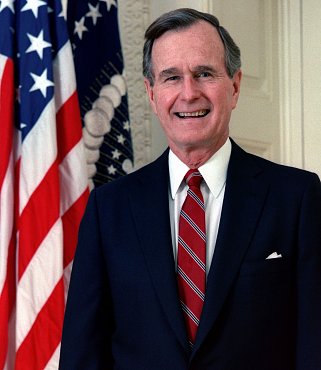 Clique na imagem para uma verso maior

Nome:	         1200px-George_H._W._Bush,_President_of_the_United_States,_1989_official_portrait.jpg
Visualizaes:	3
Tamanho: 	90,9 KB
ID:      	34775