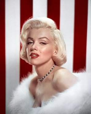 Clique na imagem para uma verso maior

Nome:	         marilyn.jpg
Visualizaes:	22
Tamanho: 	26,8 KB
ID:      	3039