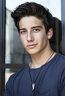 Clique na imagem para uma verso maior

Nome:	         milo manheim.jpg
Visualizaes:	34
Tamanho: 	10,7 KB
ID:      	70214