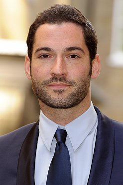 Clique na imagem para uma verso maior

Nome:	         Tom Ellis.jpg
Visualizaes:	5
Tamanho: 	94,4 KB
ID:      	28282