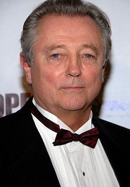 Clique na imagem para uma verso maior

Nome:	         Christopher Mitchum.jpg
Visualizaes:	3
Tamanho: 	56,8 KB
ID:      	21313