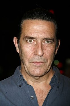 Clique na imagem para uma verso maior

Nome:	         ciaranhinds.jpg
Visualizaes:	376
Tamanho: 	20,8 KB
ID:      	3228