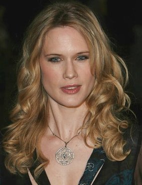 Clique na imagem para uma verso maior

Nome:	         Stephanie March.jpg
Visualizaes:	6
Tamanho: 	38,0 KB
ID:      	13656