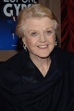 Clique na imagem para uma verso maior

Nome:	         angelalansbury.jpg
Visualizaes:	189
Tamanho: 	19,6 KB
ID:      	2838