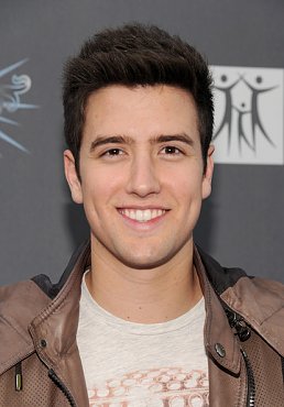 Clique na imagem para uma verso maior

Nome:	         Logan_Henderson.jpg
Visualizaes:	1
Tamanho: 	61,1 KB
ID:      	29807