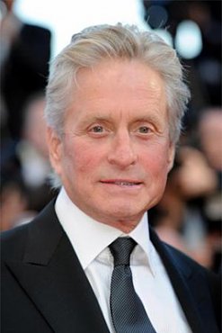 Clique na imagem para uma verso maior

Nome:	         michaeldouglas.jpg
Visualizaes:	572
Tamanho: 	45,8 KB
ID:      	3912