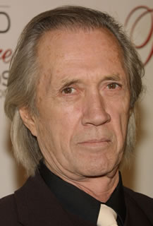 Clique na imagem para uma verso maior

Nome:	         davidcarradine.jpg
Visualizaes:	283
Tamanho: 	12,8 KB
ID:      	1707