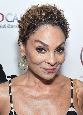 Clique na imagem para uma verso maior

Nome:	         jasmine guy.jpg
Visualizaes:	10
Tamanho: 	97,1 KB
ID:      	36277