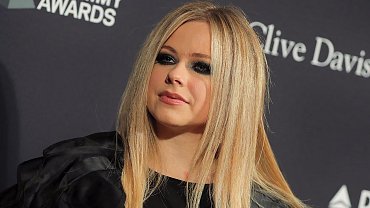 Clique na imagem para uma verso maior

Nome:	         avril_lavigne_2020_grammy_party_wallpaper_1080p_by_devilfish89_ddpabir-fullview.jpg
Visualizaes:	1
Tamanho: 	94,2 KB
ID:      	50062