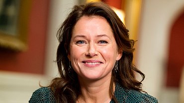 Clique na imagem para uma verso maior

Nome:	         Sidse Babett Knudsen.jpg
Visualizaes:	5
Tamanho: 	97,0 KB
ID:      	32082