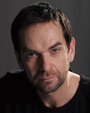 Clique na imagem para uma verso maior

Nome:	         Duncan Lacroix.jpg
Visualizaes:	3
Tamanho: 	91,2 KB
ID:      	34706