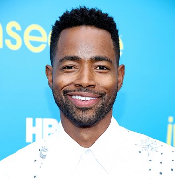 Clique na imagem para uma verso maior

Nome:	         Jay Ellis.jpg
Visualizaes:	6
Tamanho: 	12,6 KB
ID:      	38589