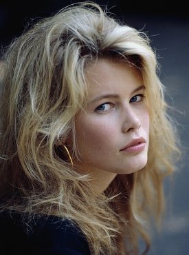 Clique na imagem para uma verso maior

Nome:	         Claudia Schiffer.jpg
Visualizaes:	2
Tamanho: 	66,5 KB
ID:      	22690