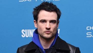 Clique na imagem para uma verso maior

Nome:	         Tom-Sturridge-bio.jpg
Visualizaes:	2
Tamanho: 	89,9 KB
ID:      	48425