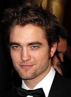 Clique na imagem para uma verso maior

Nome:	         robert_pattinson.jpg
Visualizaes:	19
Tamanho: 	11,4 KB
ID:      	11142