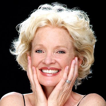 Clique na imagem para uma verso maior

Nome:	         CHRISTINE-EBERSOLE.jpg
Visualizaes:	20
Tamanho: 	89,7 KB
ID:      	12686