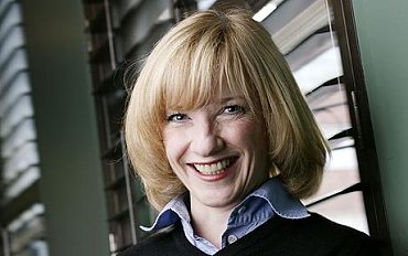 Clique na imagem para uma verso maior

Nome:	         Jane Horrocks3.jpg
Visualizaes:	4
Tamanho: 	22,1 KB
ID:      	48832