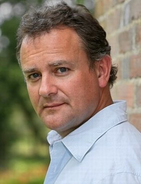 Clique na imagem para uma verso maior

Nome:	         Hugh Bonneville.jpg
Visualizaes:	21
Tamanho: 	31,3 KB
ID:      	8782