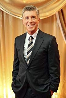 Clique na imagem para uma verso maior

Nome:	         tom bergeron.jpg
Visualizaes:	11
Tamanho: 	12,3 KB
ID:      	44397