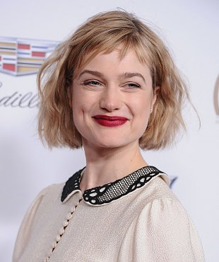 Clique na imagem para uma verso maior

Nome:	         Alison-sudol.jpg
Visualizaes:	3
Tamanho: 	92,1 KB
ID:      	41734